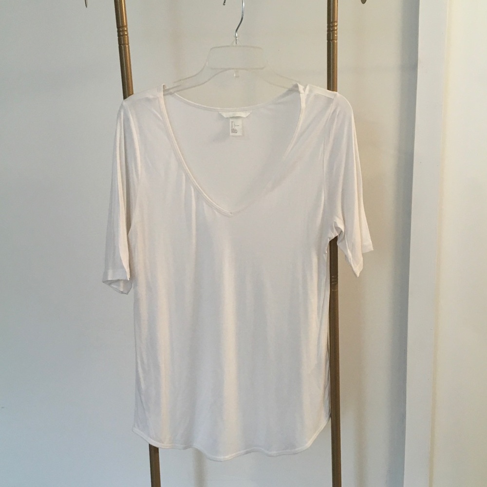 H&M V-Neck Short Sleeve Tee
